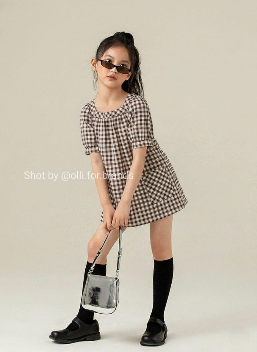 Checkered Skirt Look kids' wear lookbook image.